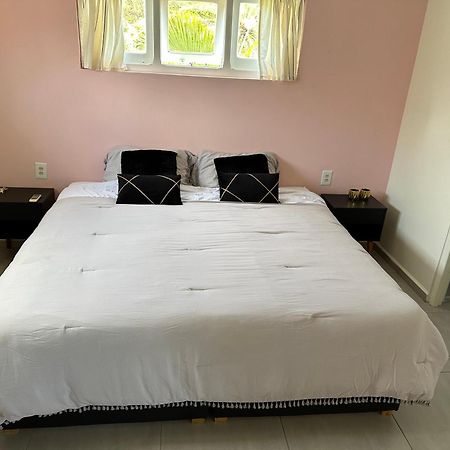 וילמסטאד Windmill Apartments Curacao מראה חיצוני תמונה